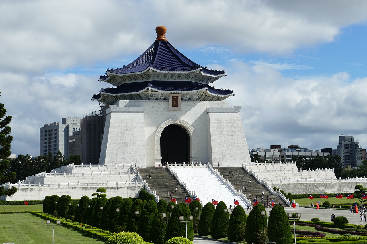 爐石傳說(shuō)亞服最新動(dòng)態(tài)及玩家體驗(yàn)分享